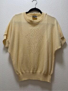 Vintage Kenneth Too Butter Yellow Knit Short Sleeve Sweater with Floral Panel